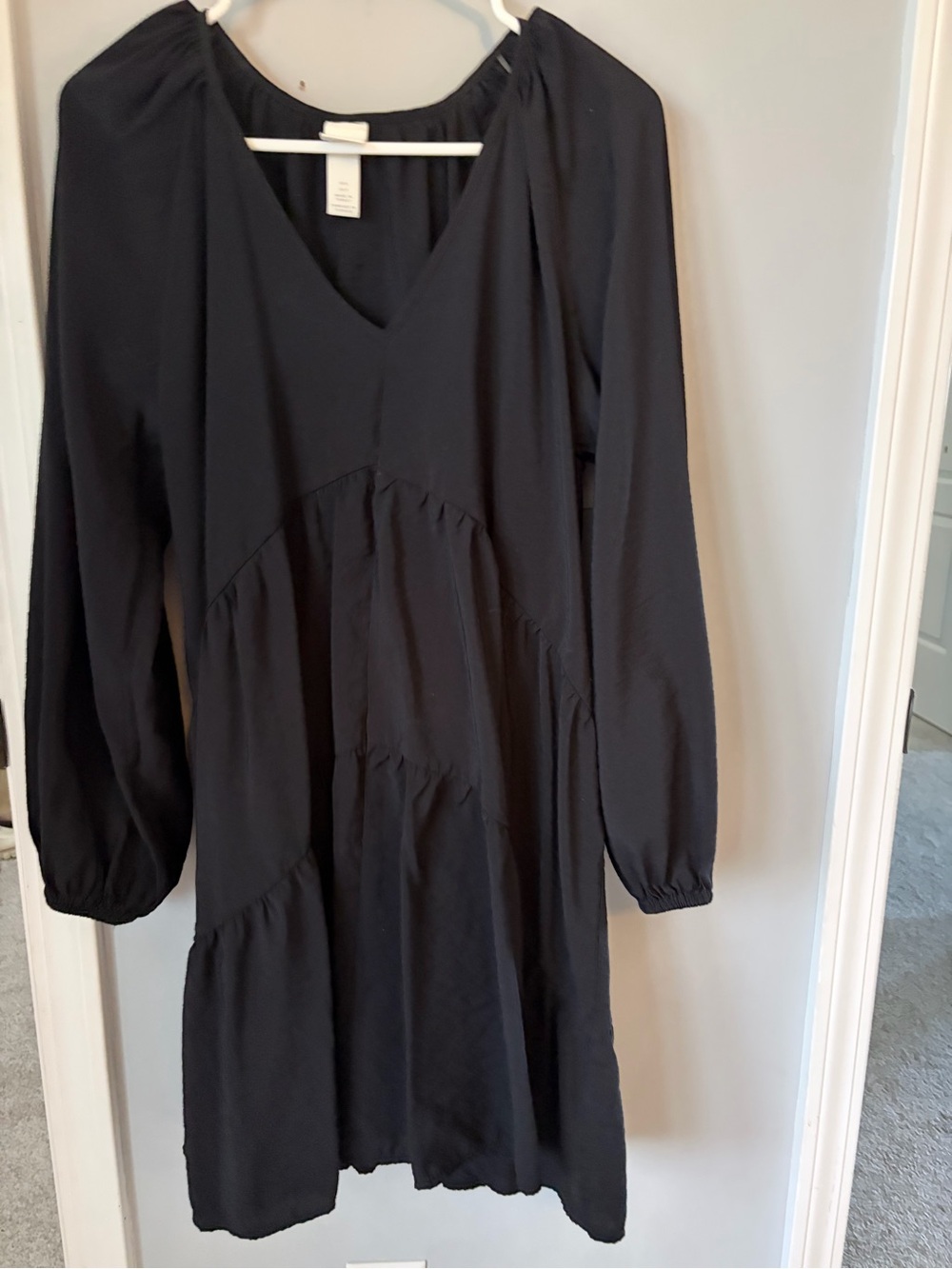 H&M Black Long Sleeve V-Neck Tiered Dress